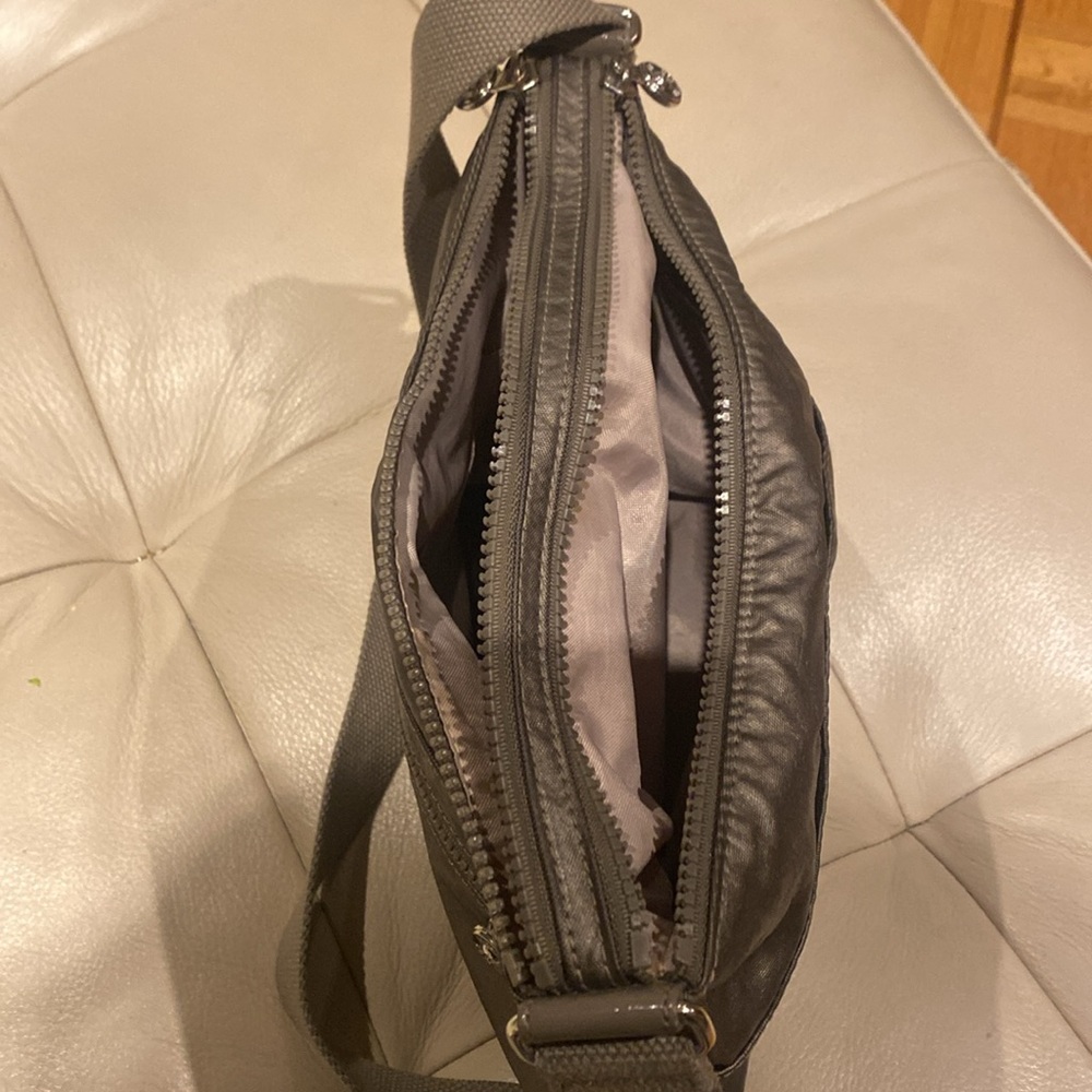 Kipling Crossbag - Picture 4 of 9